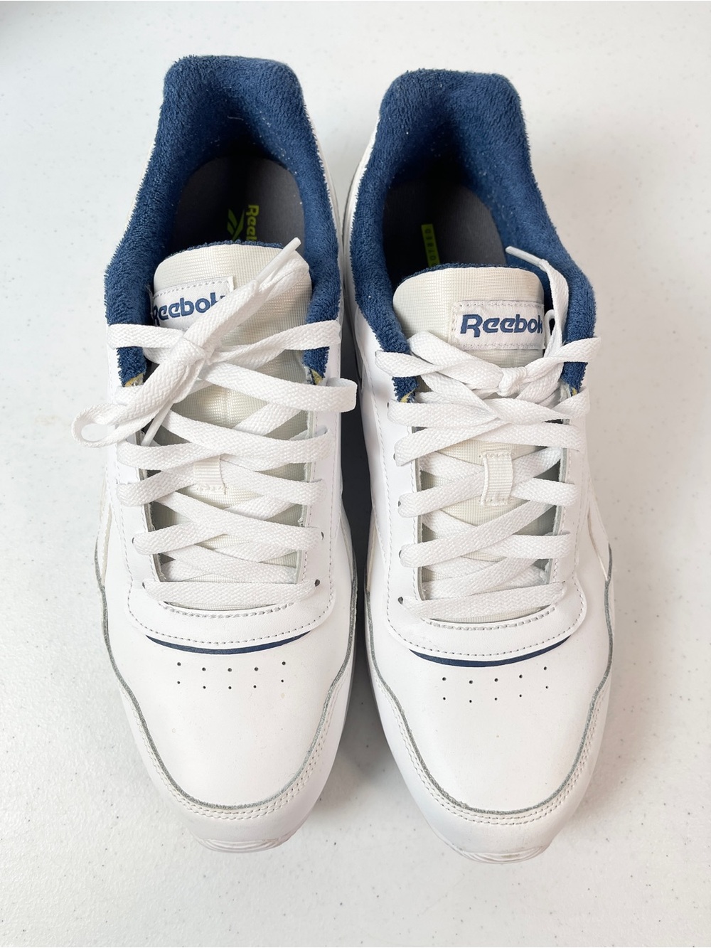 Reebok Men’s Classic White & Navy Low-Top Sneakers size 11